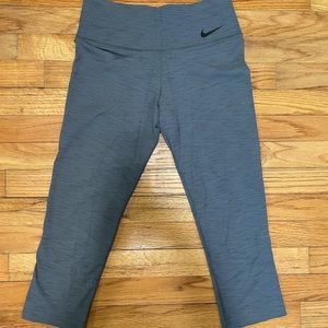 Gray small Nike capris